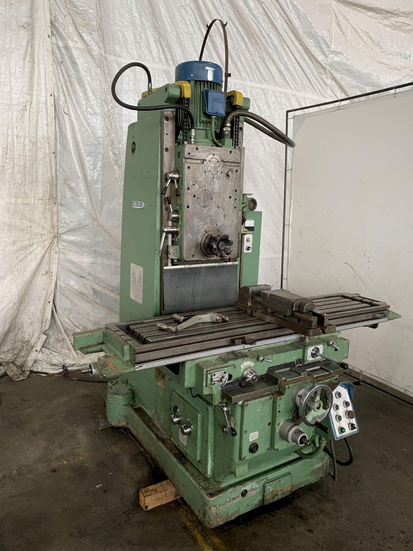 OKK MODEL MH-3PII HORIZONTAL MILL. STOCK # 0788424.