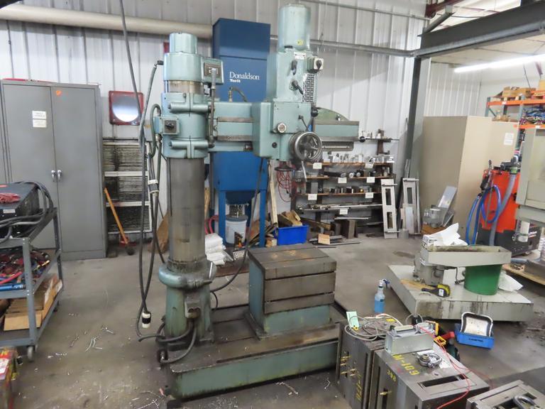 Arboga RLM-3512 Radial Arm Drill, Power Elevation, Box Table 3 HP,  Power Quill Feed and MORE!- Auction Item