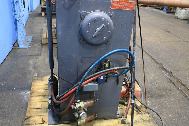 30 KVA AMERICAN INDUSTRIAL ROCKER TYPE SPOT WELDER MODEL AR 33-24