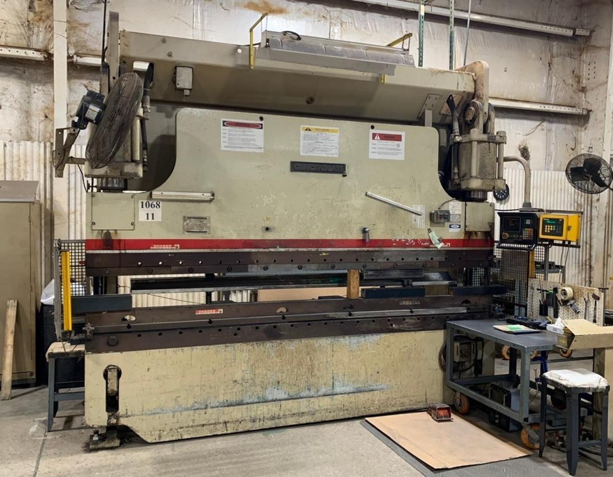 230 TON X 12' CINCINNATI PRESS BRAKE