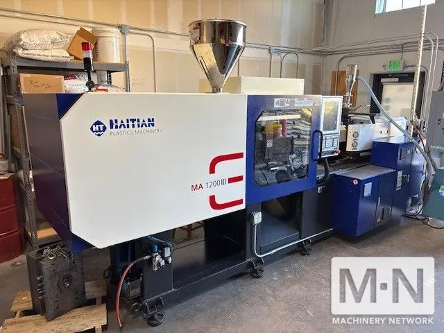 135 TON 6.8 OZ HAITIAN MODEL MA1200III-400 INJHECTION MOLDING MACHINE MFG 2021  LOW HOURS