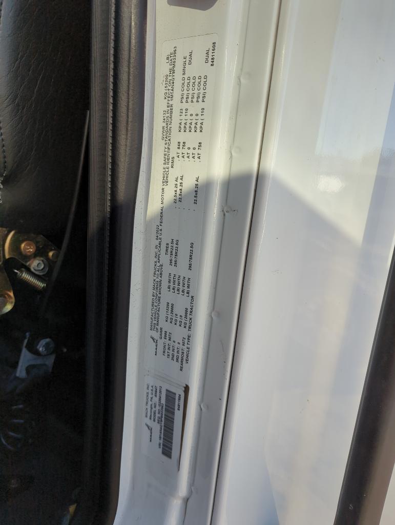 2023 Mack Anthem 1M1AN4GY9PM033963