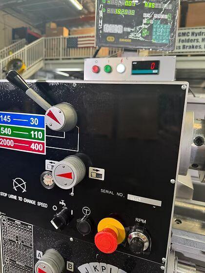 NEW 14" X 40" GMC MODEL GML-1440VT VARIABLE SPEED ENGINE LATHE