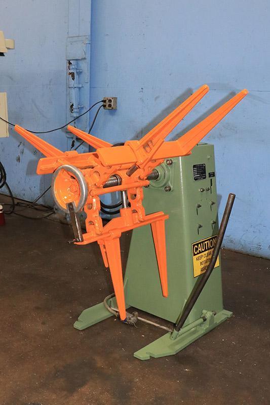 1,200 CWPMOTORIZED PAYOF/UNCOILER MODEL 1200-18M (14056)