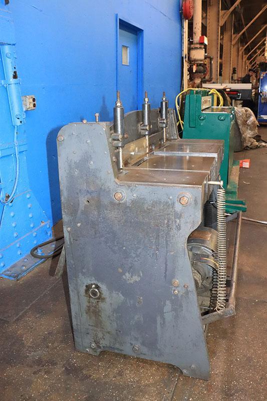 16 Ga. x 3 ft Whitney Jensen Mechanical Power Shear