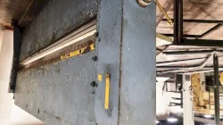 16 GAUGE X 10' ROTO-DIE MODEL 10 HYDRAULIC BRAKE PRESS