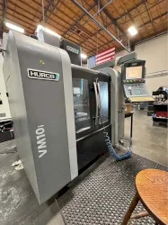 HURCO VM10i VERTICAL MACHINING CENTER