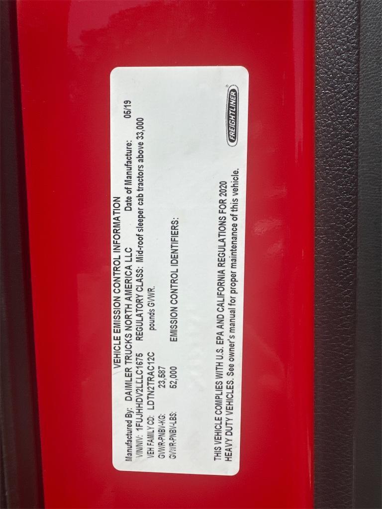 2020 Freightliner Cascadia 126 LC1675