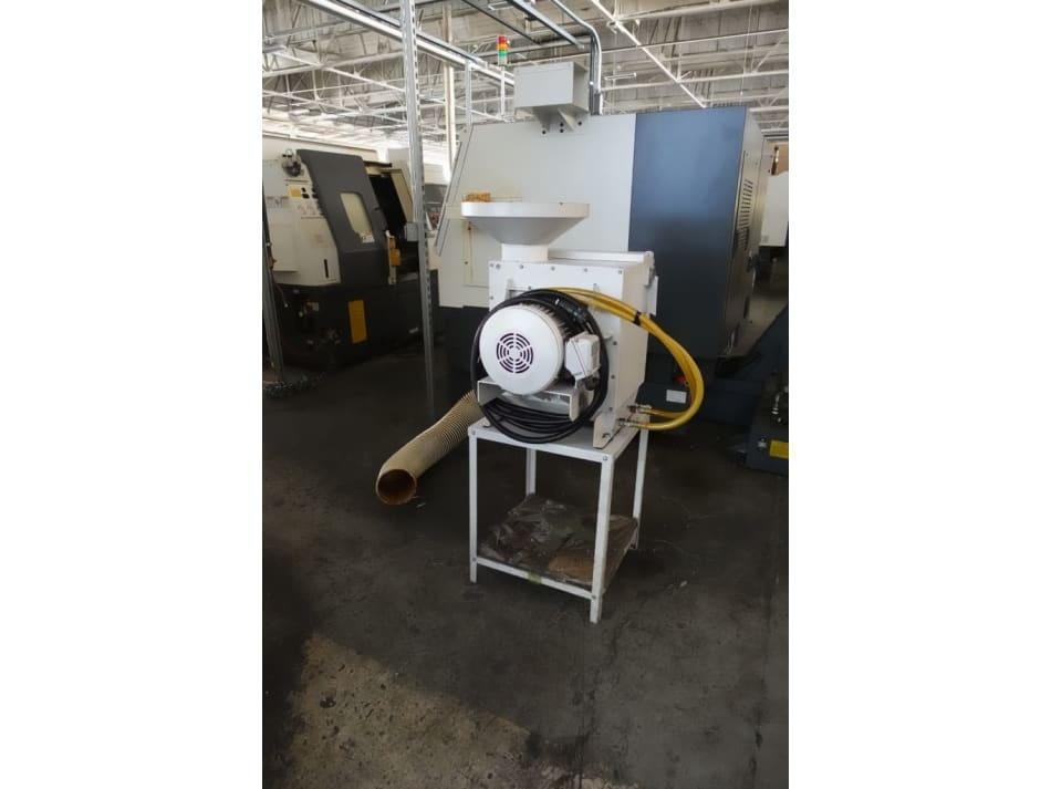 SHOWA DENKI MODEL #HE-15-X13 DUST COLLECTOR: YOBRO #25809