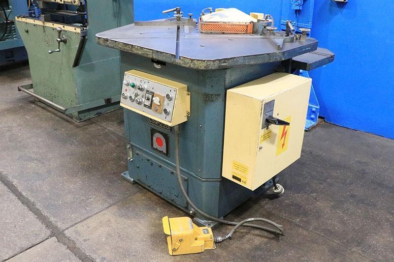 8-5/8" x 8-5/8" X 1/8" AMADA Notcher, Model CSW-220