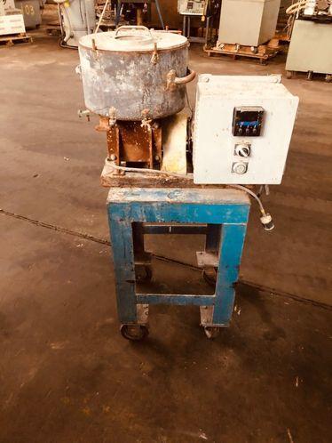 SIMPSON 1/2 HP 1 Gallon Simpson MixMuller, C/S