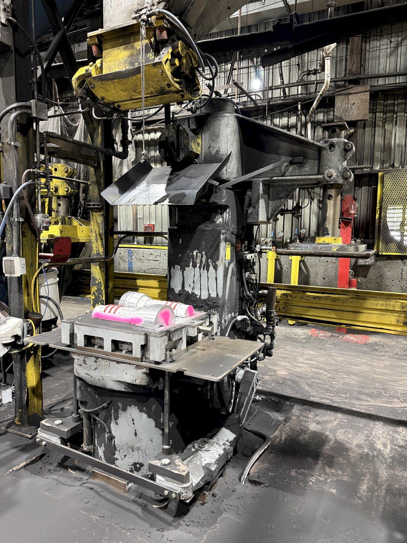 Osborn model 722 RJWA semiautomatic molding machine s/n 18841-d with plc controls