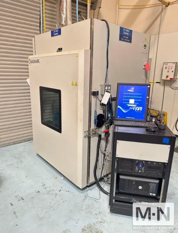 QUALMARK TYPHOON 3.0 LTV HASS - Injection Molding Machines, Vertical