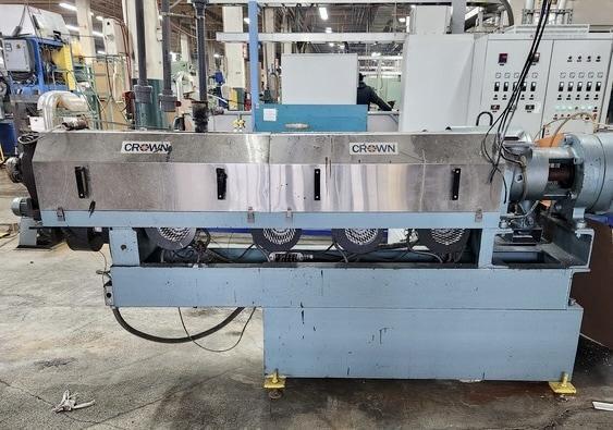 2.5″ Crown Single Screw Vented Extruder, Rebuilt to Specification in 2015 – 36:1 L/D Ratio