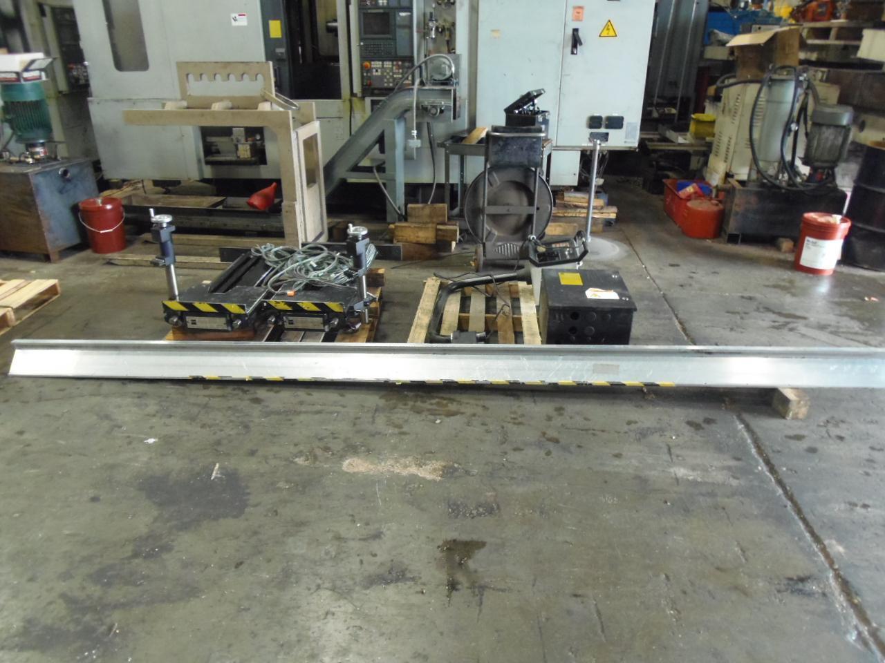 HURCO AUTOBEND 7 WITH S8 DUAL DRIVE REAR GAUGE, 14' GAUGE BAR