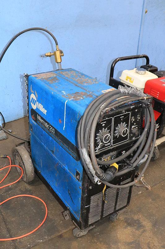 MILLER 250 AMP DC POWER MIG WELDER, MODEL: MILLERMATIC-250