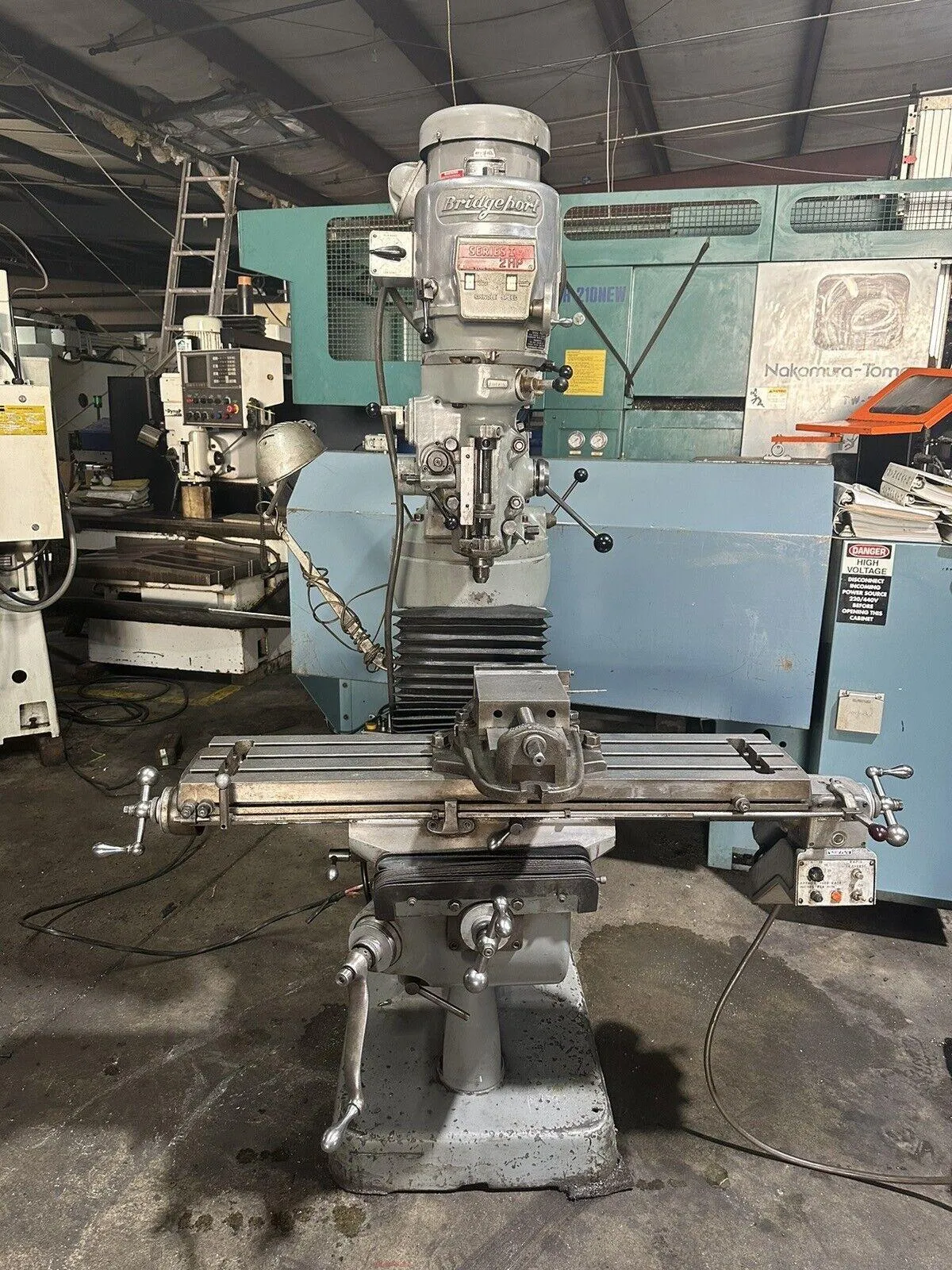 BRIDGEPORT SERIES 1 VERTICAL MILLING MACHINE