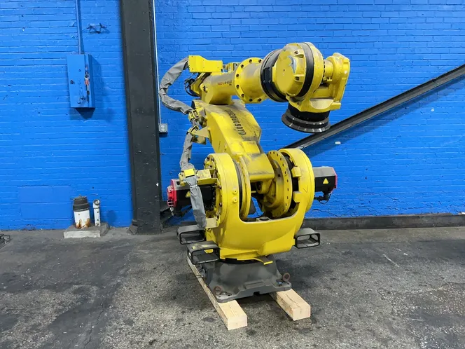 FANUC ROBOT ARM  -  M-900IB/280L