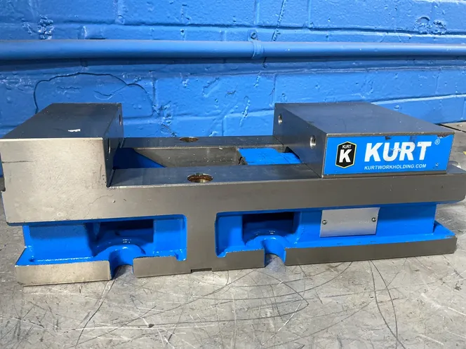 KURT 6” VISE  -  3600V