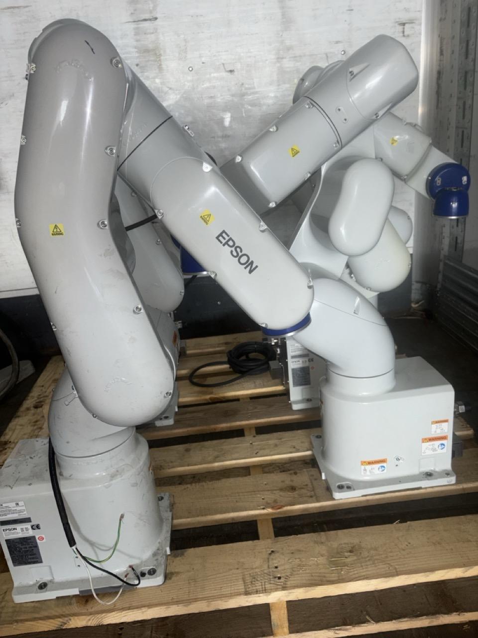 (6) Epson RVT6L-A901SS 6 Axis Industrial Robots, 2021 – 6 kg Capacity, 900 mm Reach