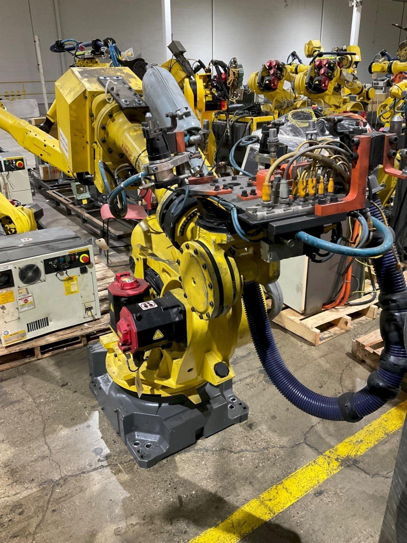 FANUC – R2000IB/210 W/ R-30IA Controls USED