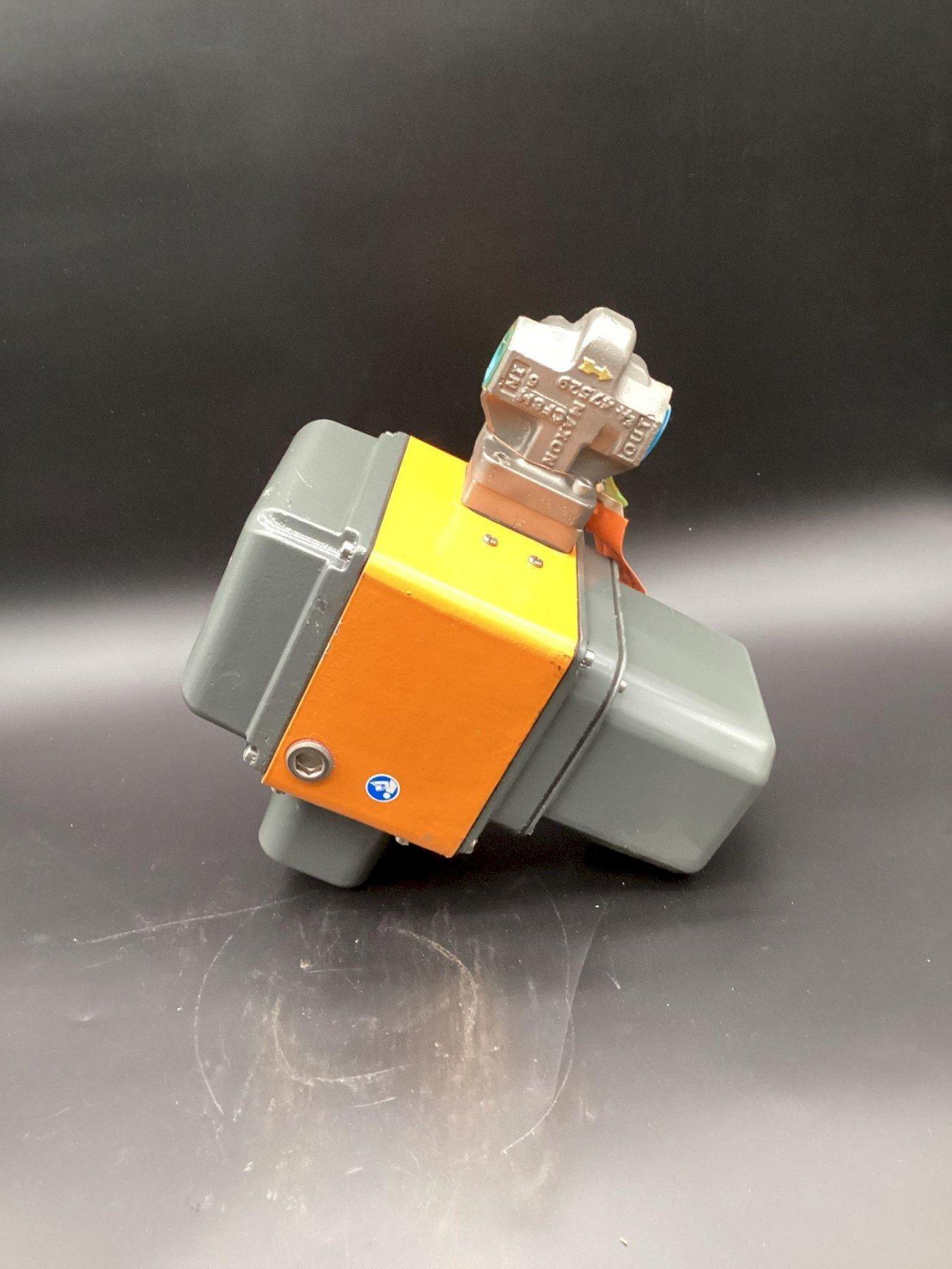 MAXON 100SHA12-AB52-BB21B0 Electric Gas Shut-Off Valve USED