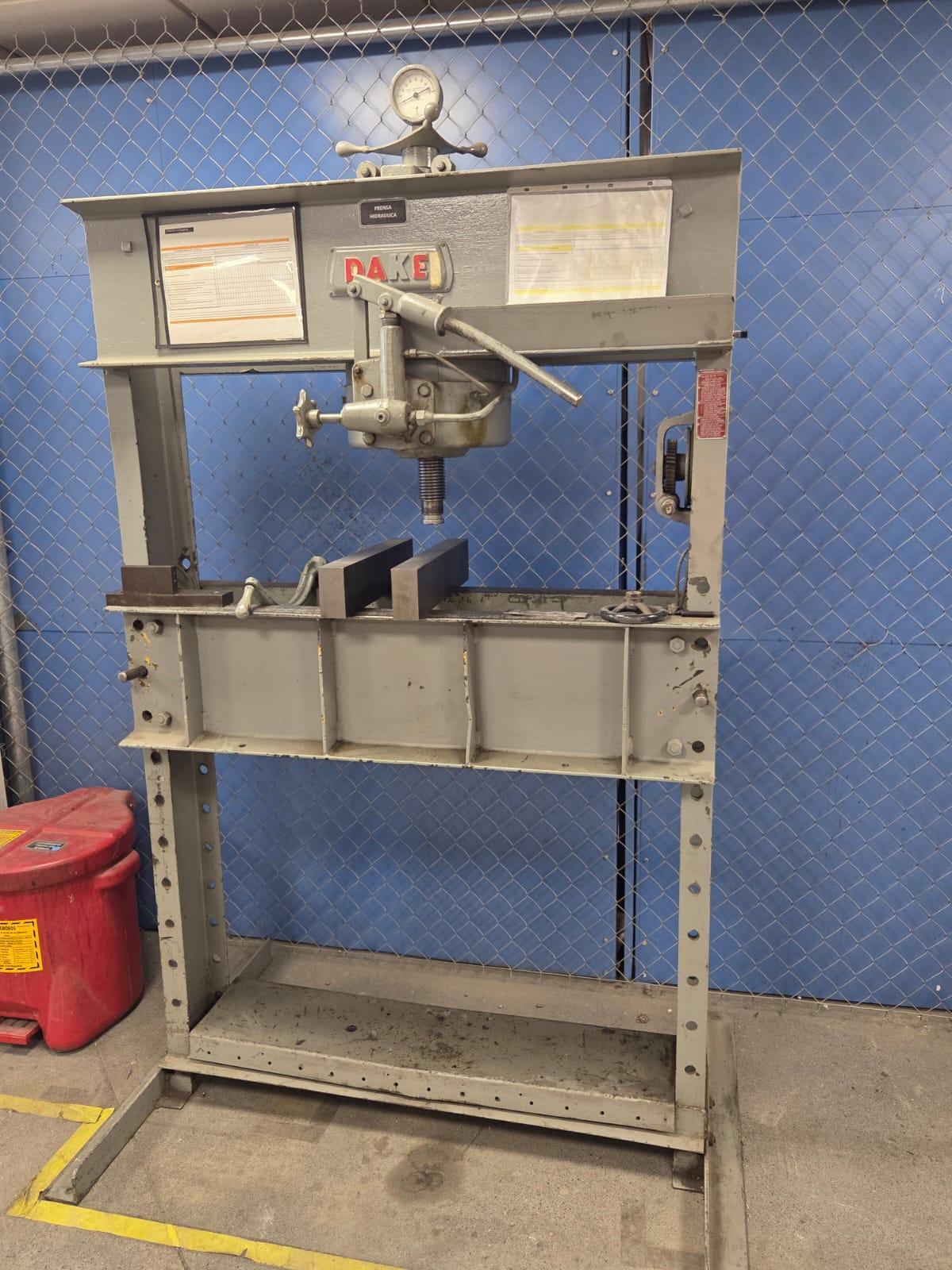 DAKE H FRAME MANUAL HYDRAULIC PRESS: YOBRO #25684