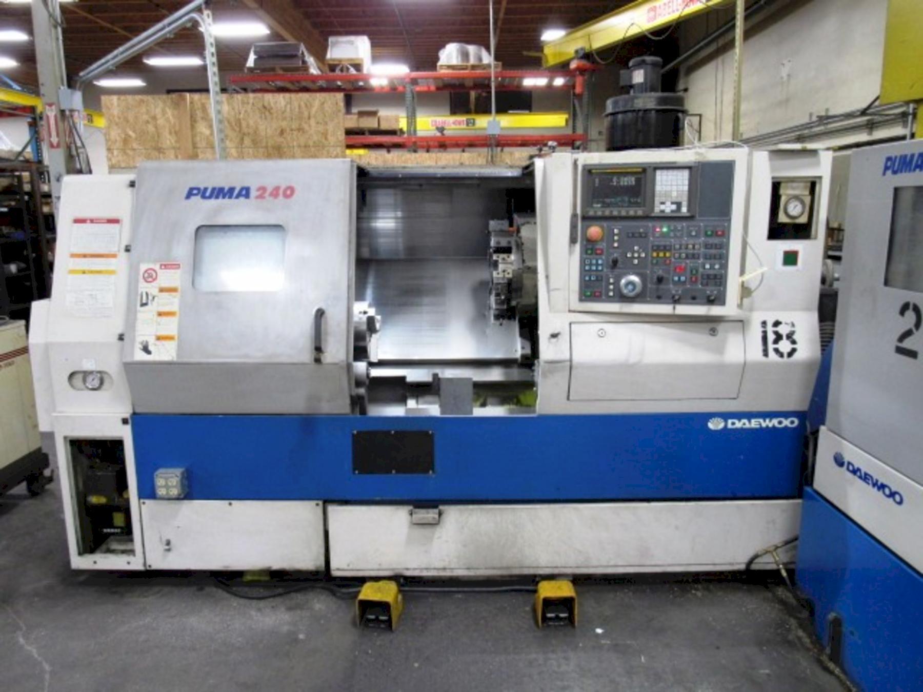 Doosan Puma 240LB Used CNC Lathe For Sale - 2003