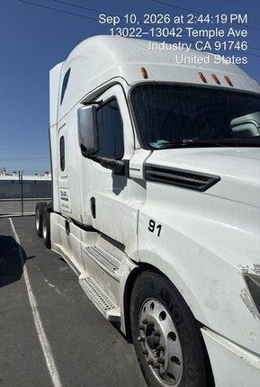 Freightliner Cascadia 126 Sleeper Truck, 2020 – DD15, Automatic
