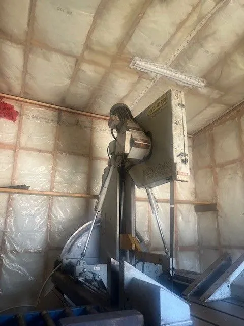 HYD-MECH V-25 VERTICAL SEMI-AUTOMATIC BAND SAW