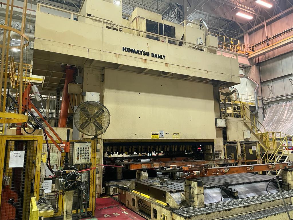 1200 Ton Komatsu Transfer Press