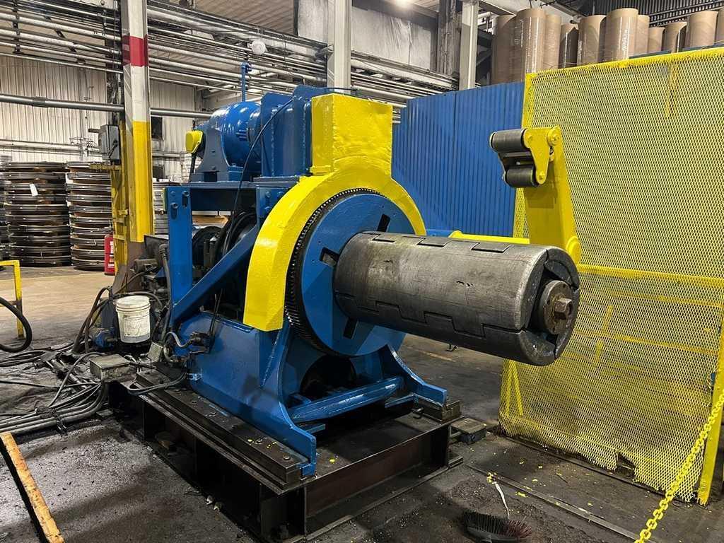 36" x 7.00" x  20,000# Wean Slitting Line