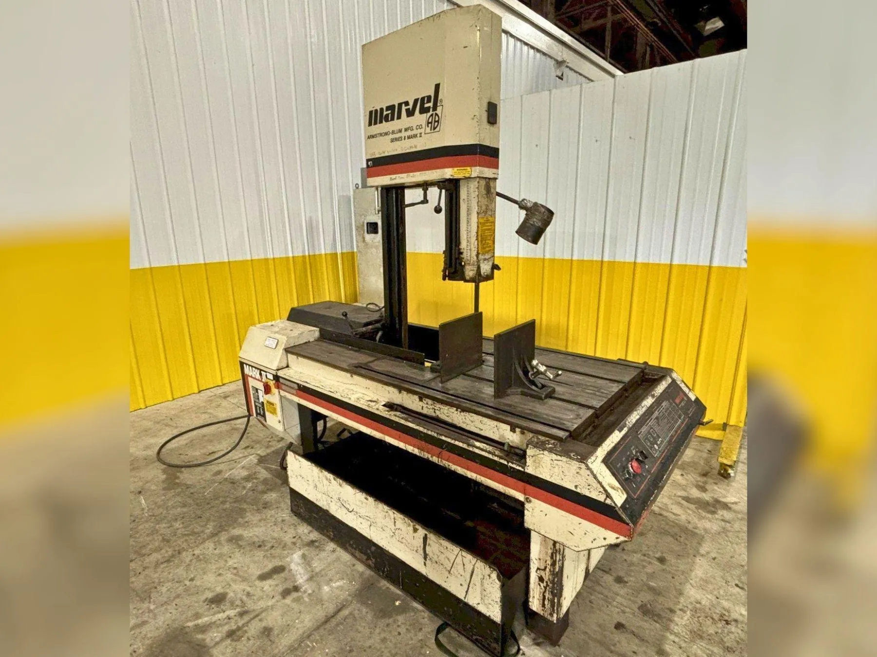 18" X 22" MARVEL #8 MARK II VERTICAL BANDSAW
