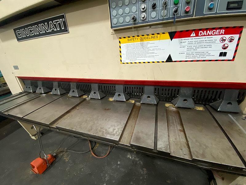 1/4" x 8 ft. Cincinnati Hydraulic Shear Model 250HS8