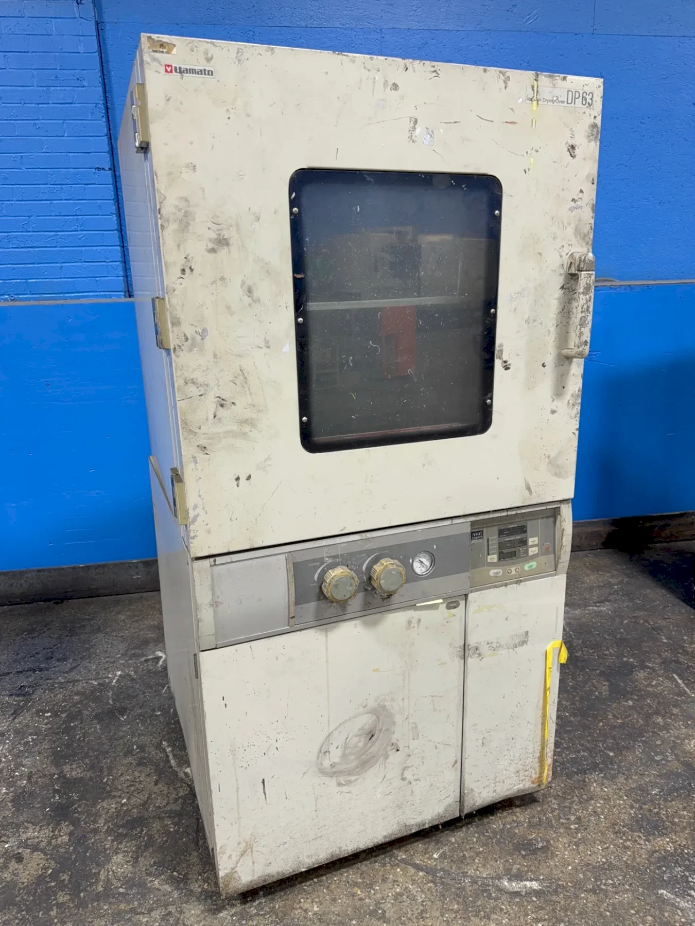 YAMATO 23”X23”X23” CHAMBER VACUUM CHAMBER   -  DP6