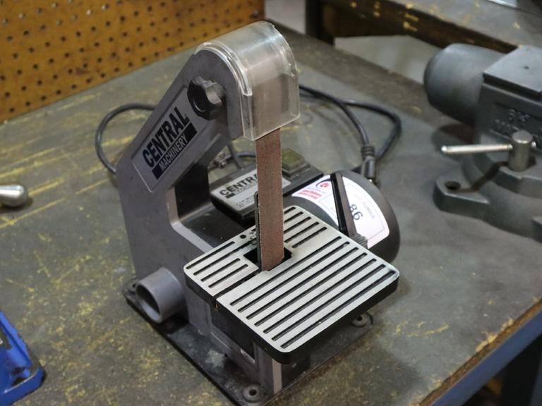 Central 1" Belt Sander, Bench Model, Single Phase- Auction Item