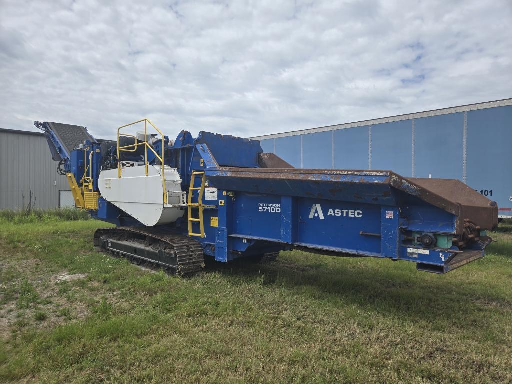 2022 Peterson 5710D-Horizontal Grinder 40D-278-2696