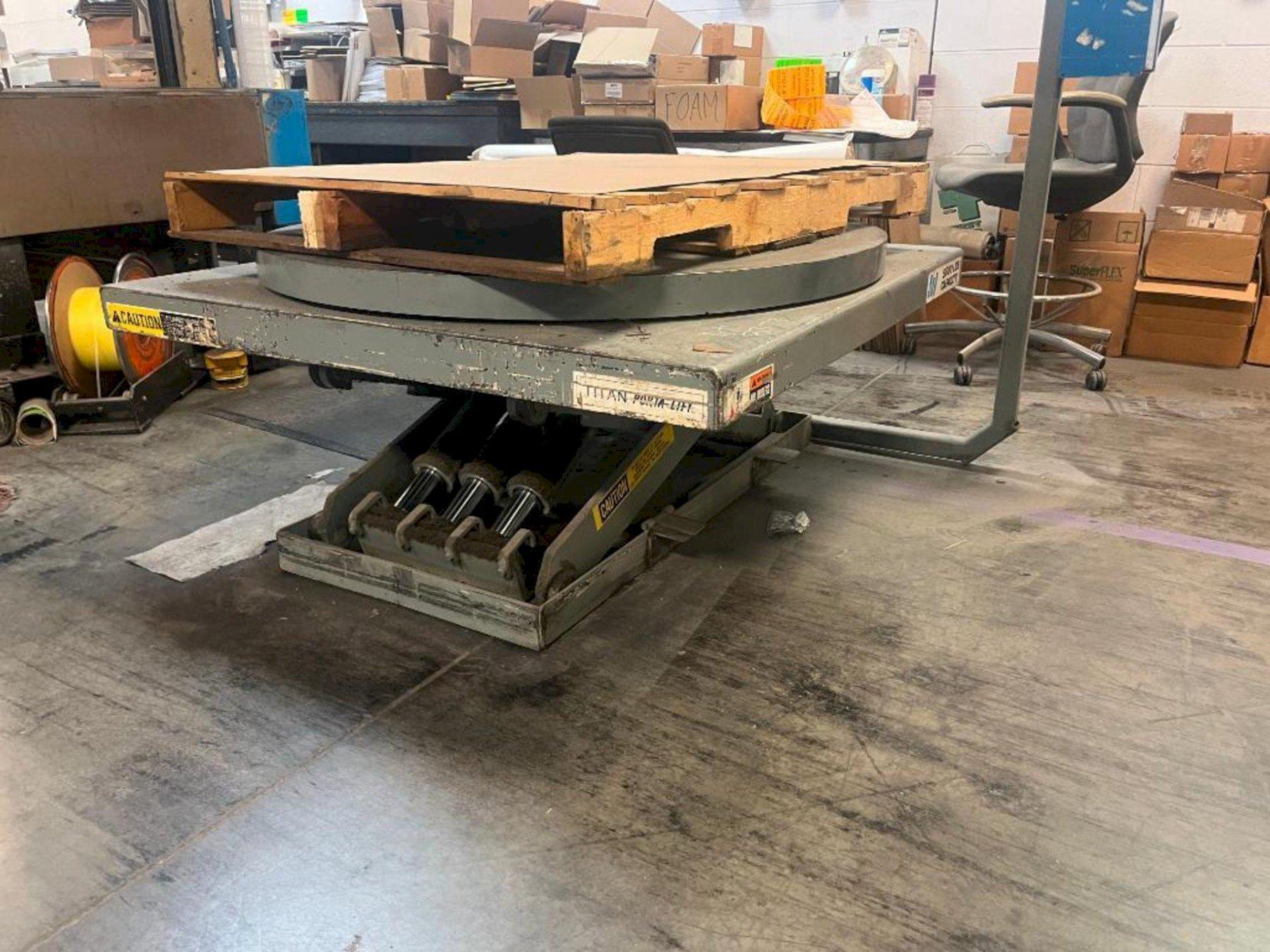 5000 LB. AUTOQUIP HYDRAULIC SCISSOR LIFT TABLE: STOCK #77266