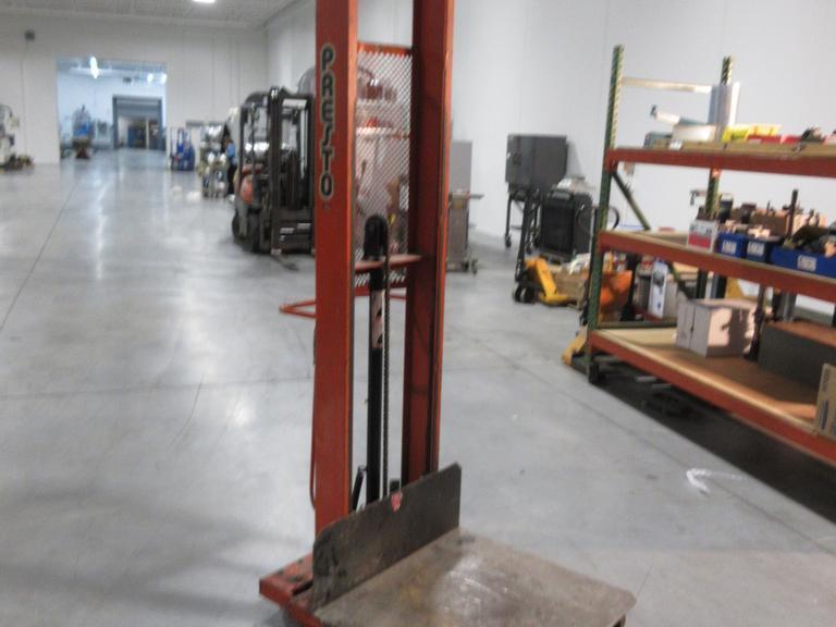 PrestoLifts Hydraulic Stacker Lift Truck M378 1000 Lb - Auction Item