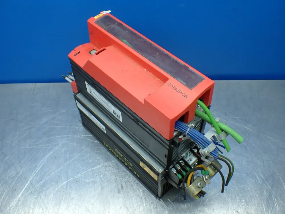 SEW EURODRIVE MOVIDRIVE INVERTER DRIVE UNIT  -  MDX61B0110-5A3-4-0T