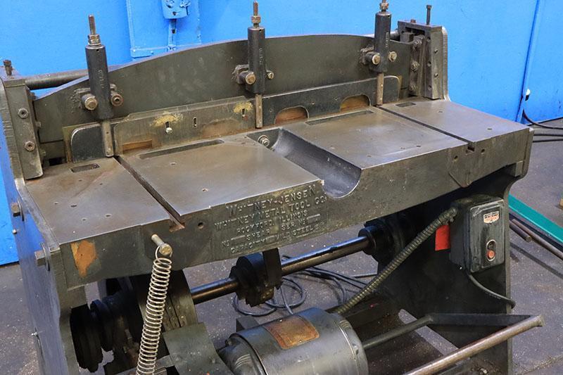 16 Ga. x 3 ft Whitney Jensen Mechanical Power Shear