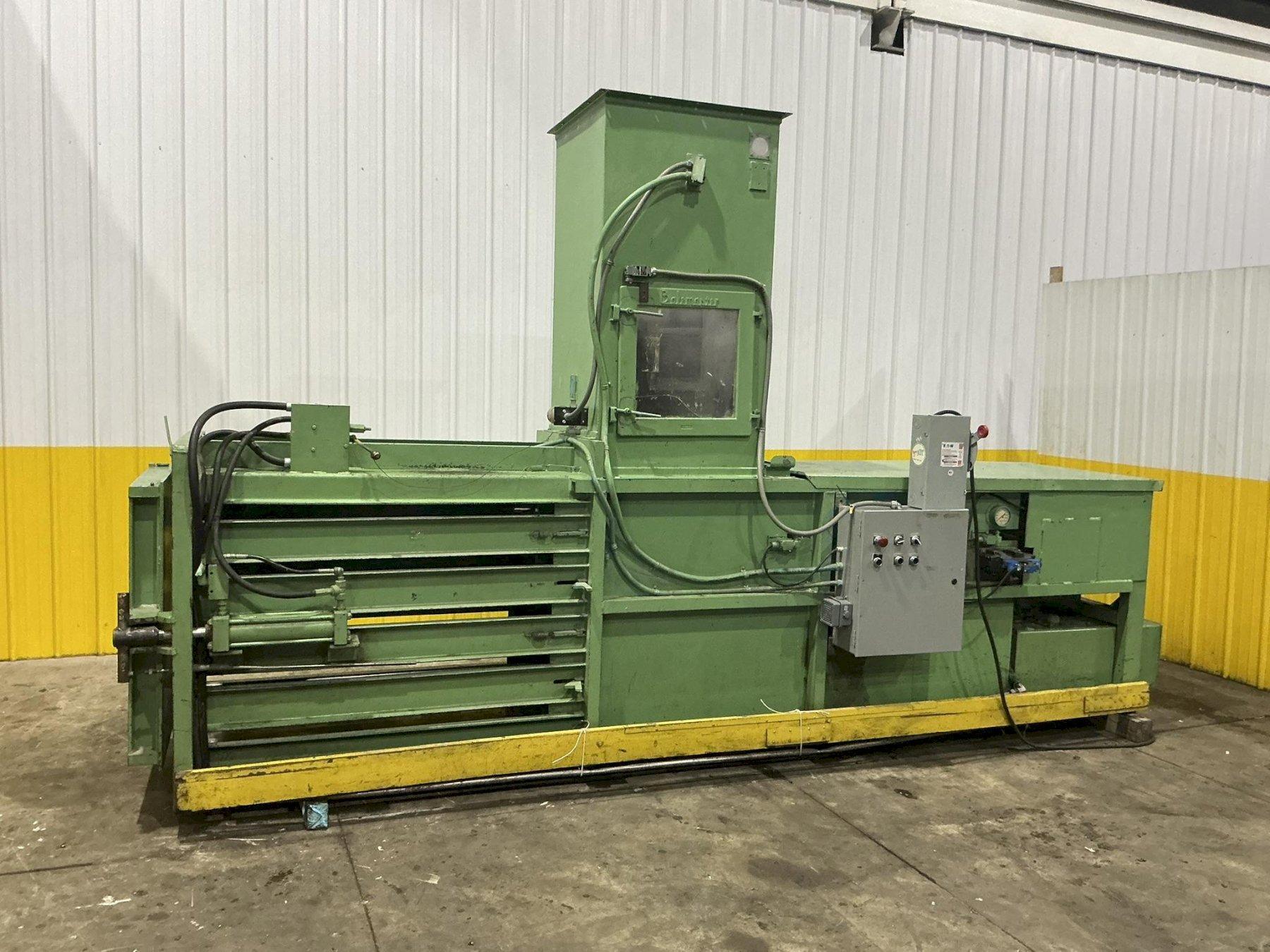 30" X 42" BALEMASTER CLOSED DOOR HORIZONTAL HYDRAULIC BALER: YOBRO #25088