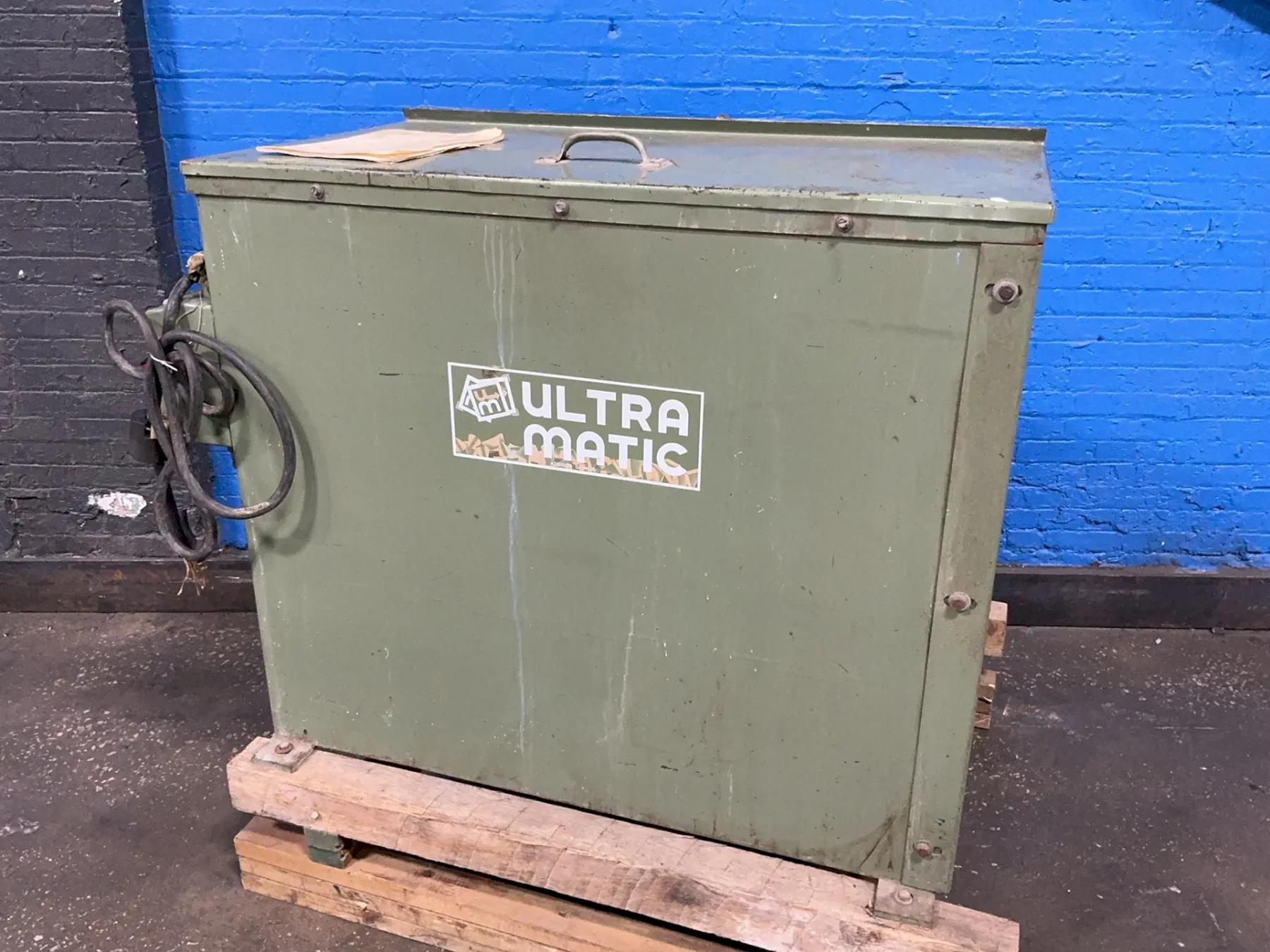 ULTRA MATIC VIBRATORY TUMBLER  -  PORTA 5