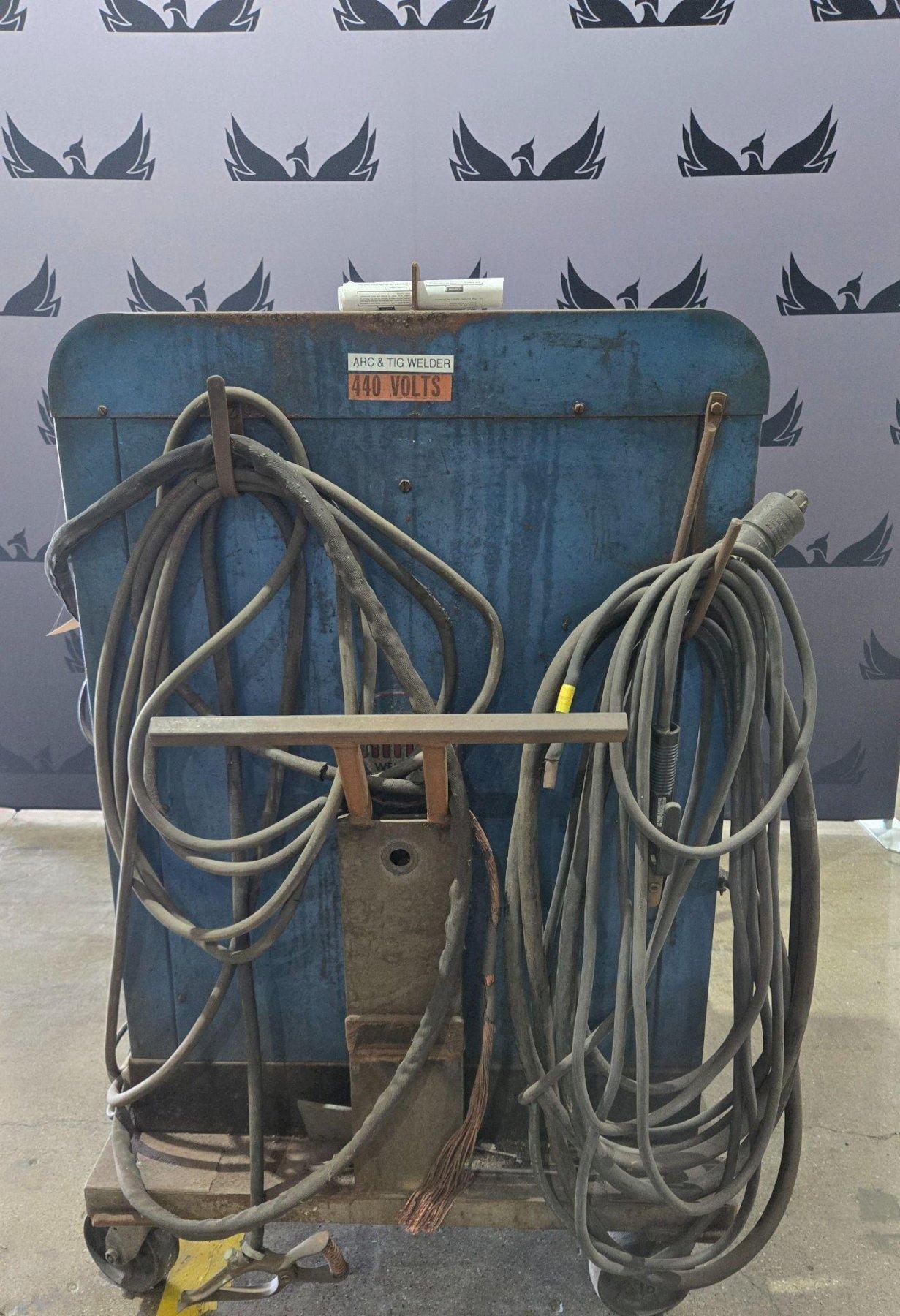 MILLER 330A/BSP AC-DC INERT GAS WELDER USED