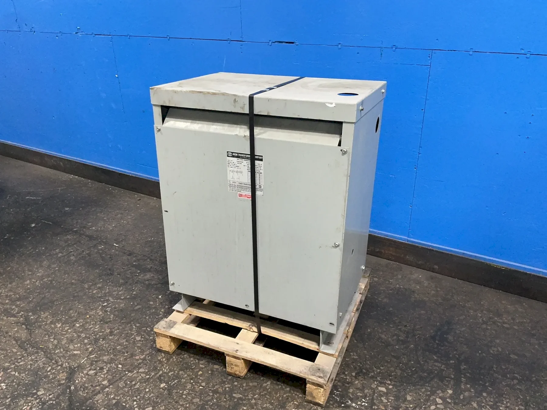 MGM 112.5 KVA TRANSFORMER  -  HT112A3B2SH