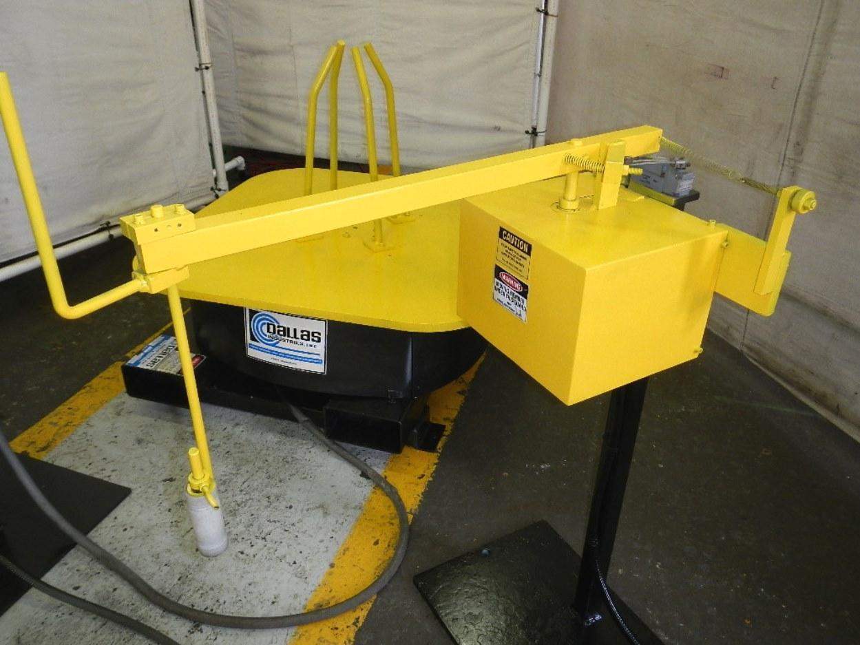 4,000 LB. DALLAS MODEL DPU-4000#X48 PALLET TYPE UNCOILER