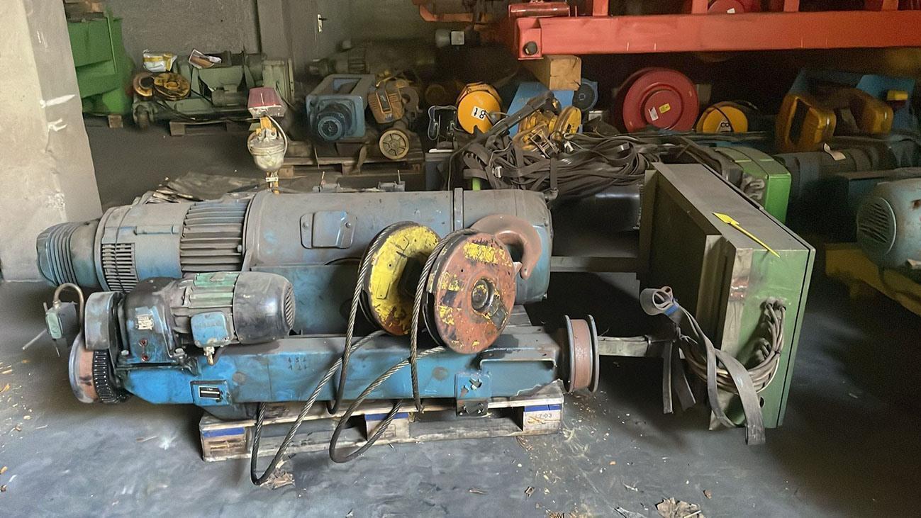 Demag hoist - 10 ton