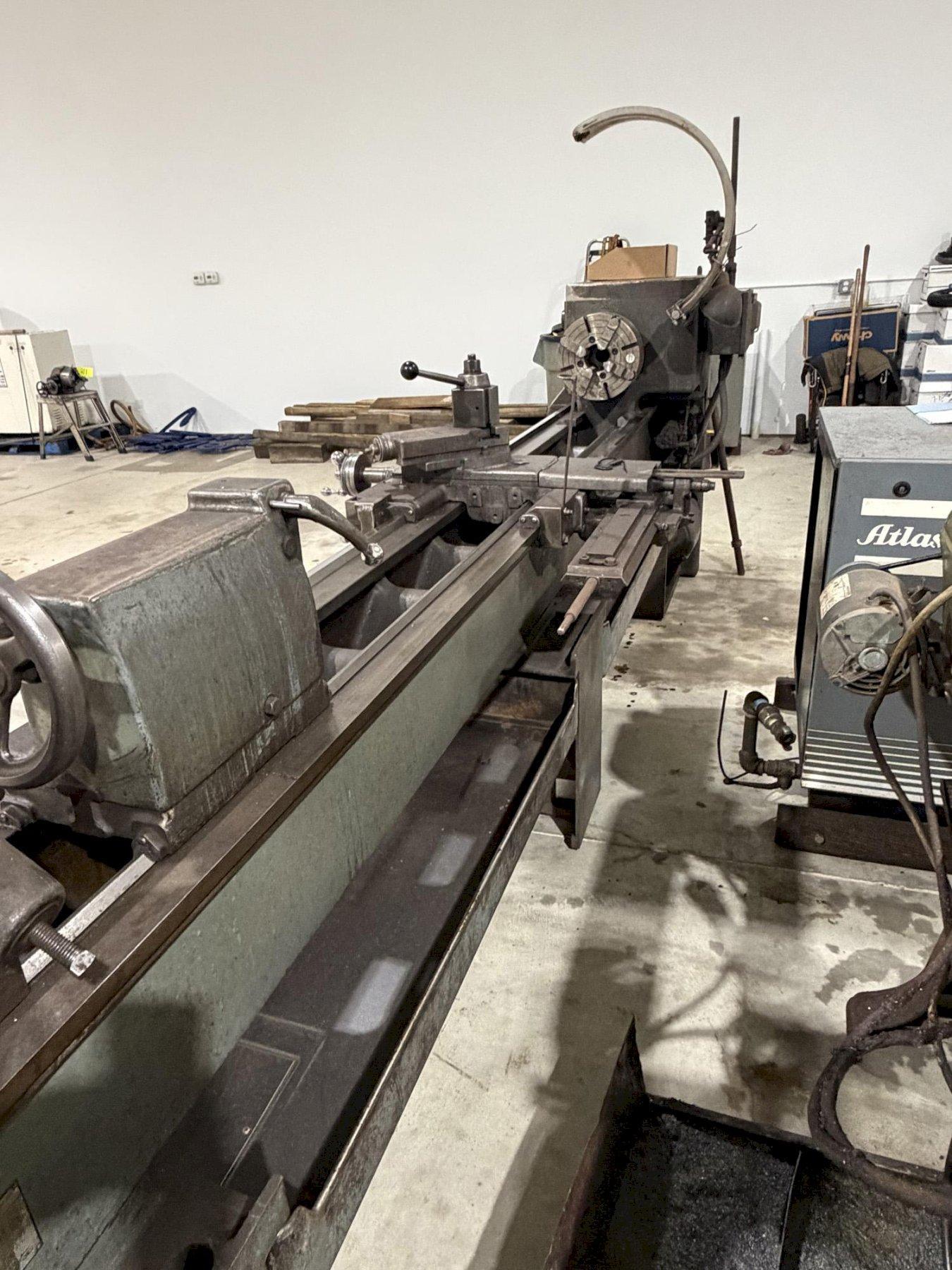 Leblong Regal Servo-Shift 17" x 102" Engine Lathe