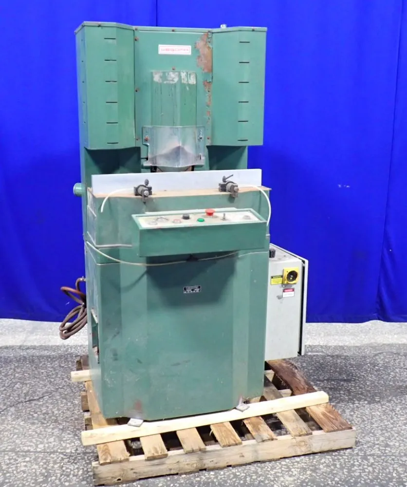 WEGOMA DOUBLE MITER SAW  -  SD-31