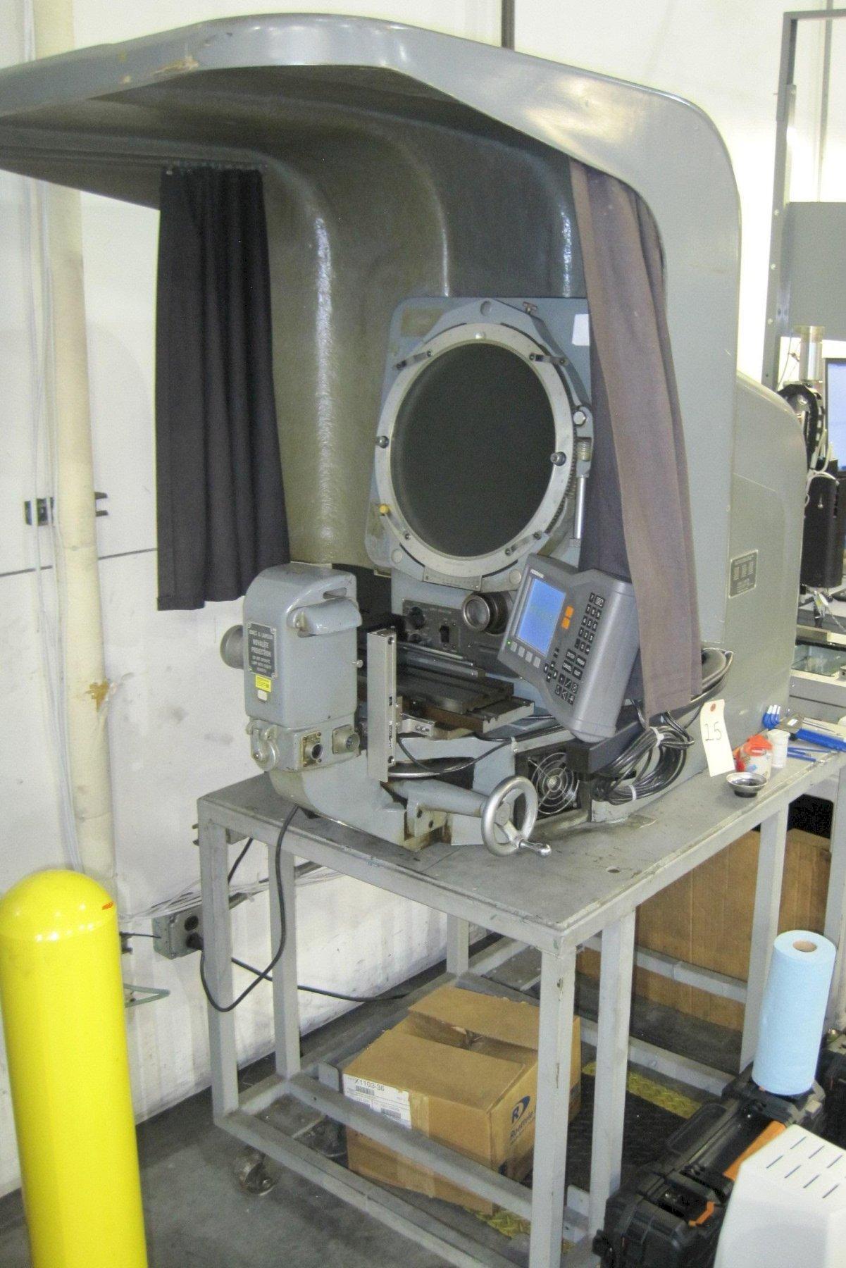 Jones & Lamson TC-14 Optical Comparator
